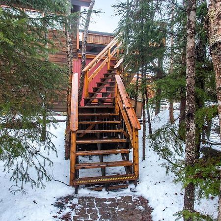 Crow Creek Hotel Girdwood Exterior photo