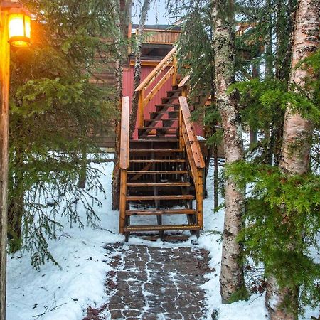 Crow Creek Hotel Girdwood Exterior photo